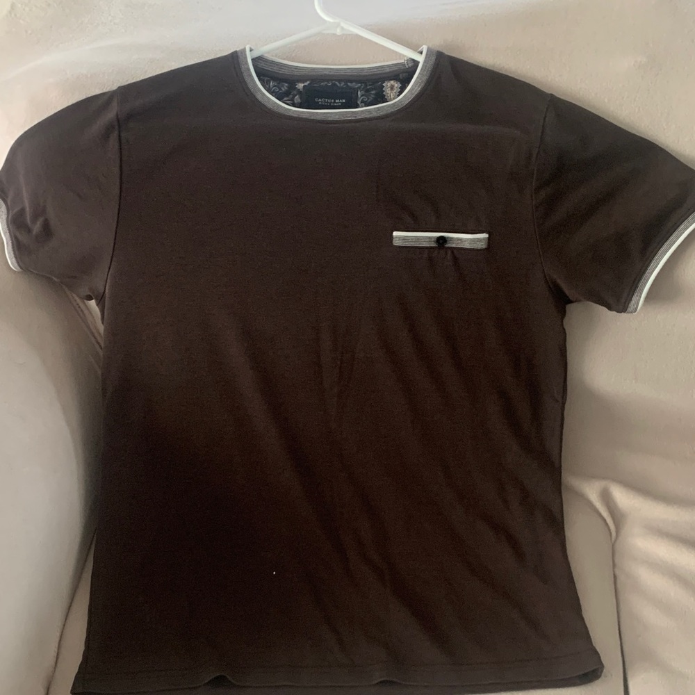 Cactus Man . Men's Brown T-Shirt with White Accents Size L